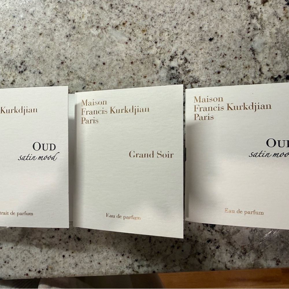 Maison Francis Kurkdjian Oud Satin Mood Perfume Sample